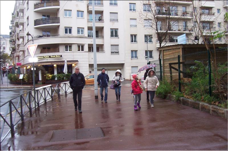 issy (3)
